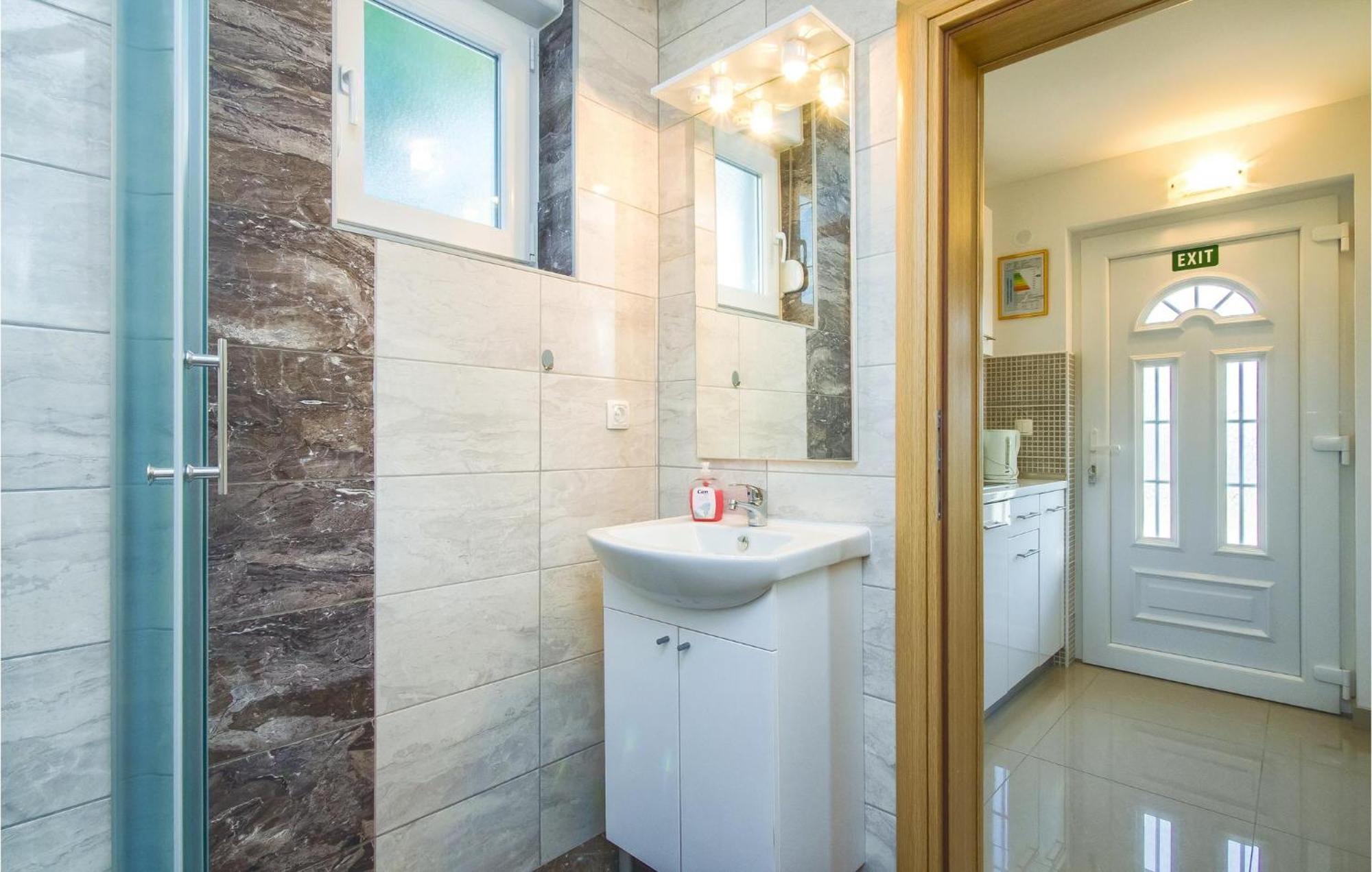 סומפטר Nice Apartment In Mali Rat With Wifi מראה חיצוני תמונה