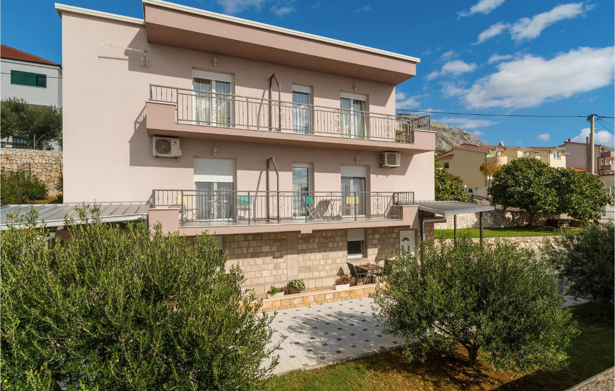 סומפטר Nice Apartment In Mali Rat With Wifi מראה חיצוני תמונה