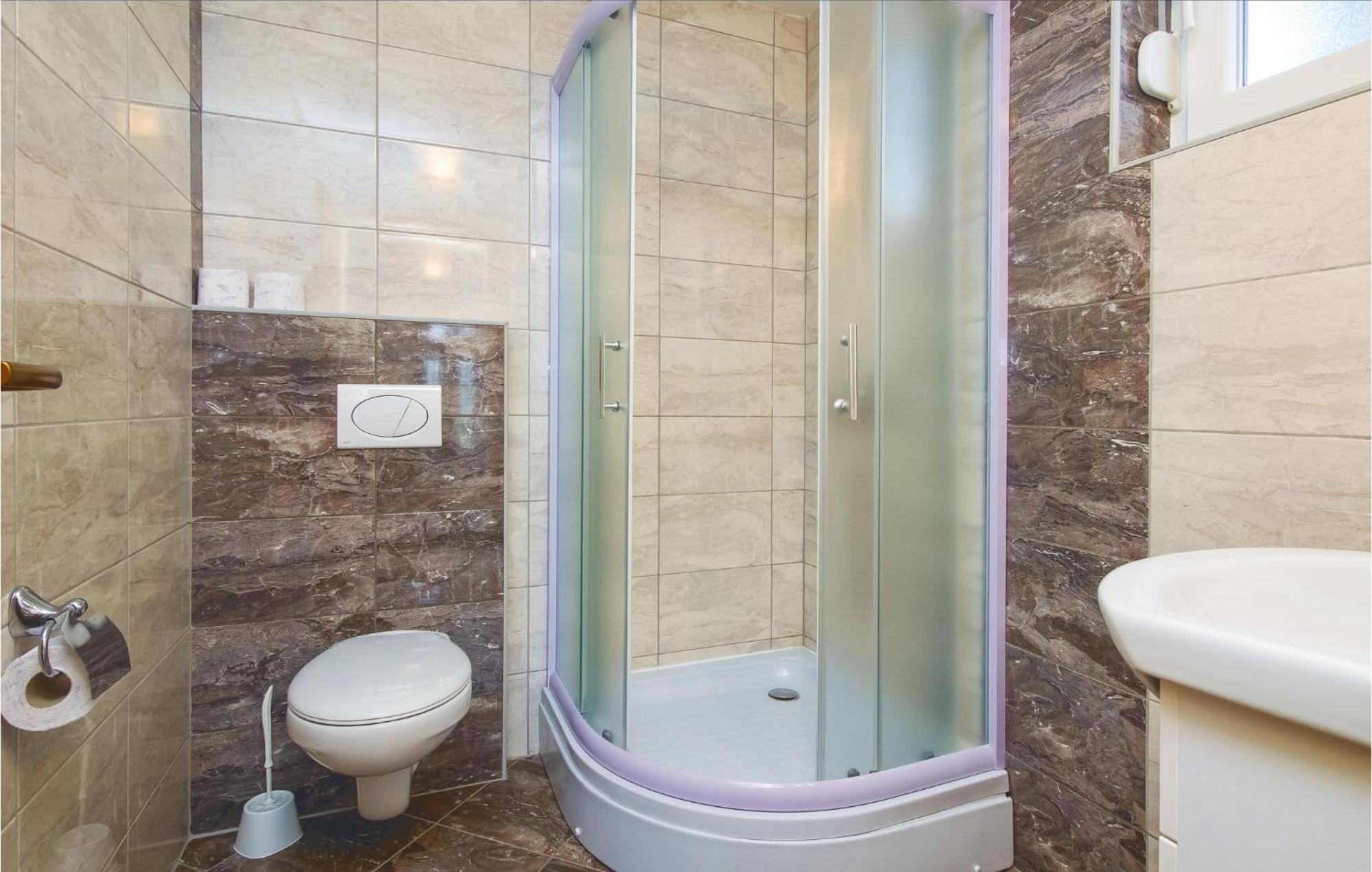 סומפטר Nice Apartment In Mali Rat With Wifi מראה חיצוני תמונה